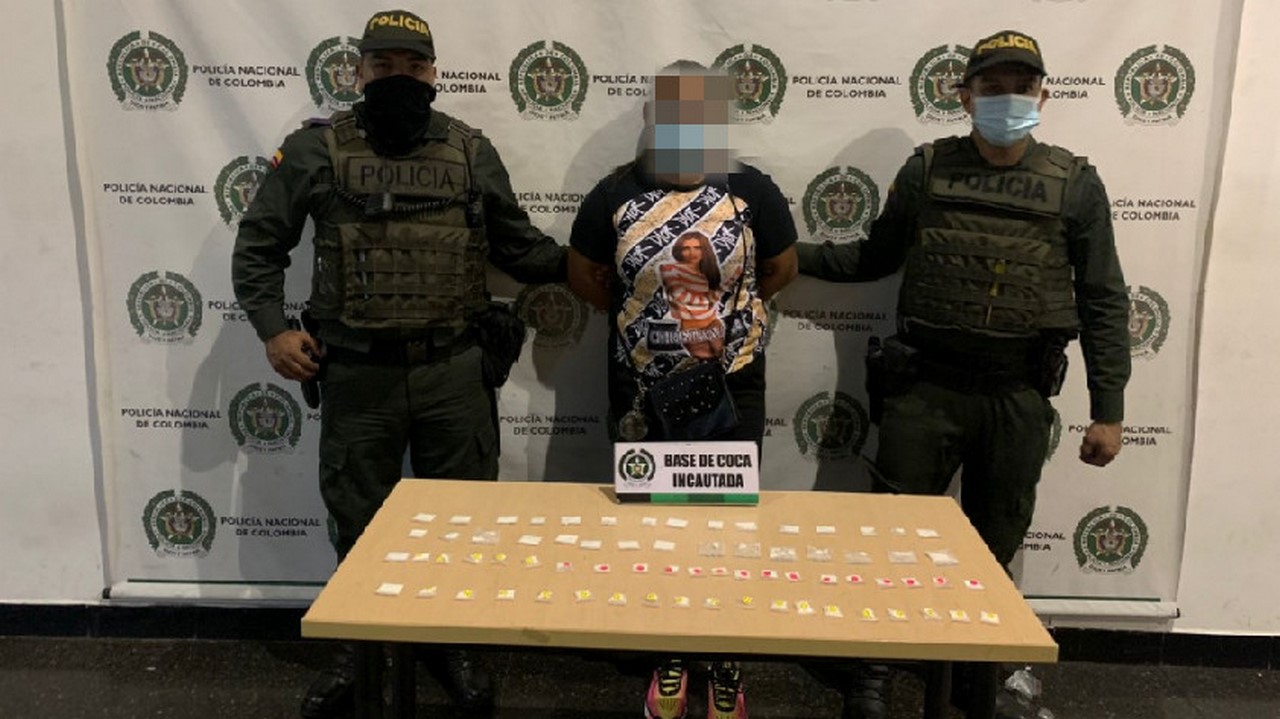 La cogieron en el barrio Trinidad con base de coca