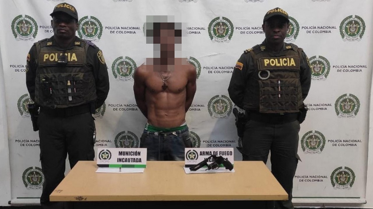 Capturado en Cristo Rey cuando iba en una 'cicla con un arma