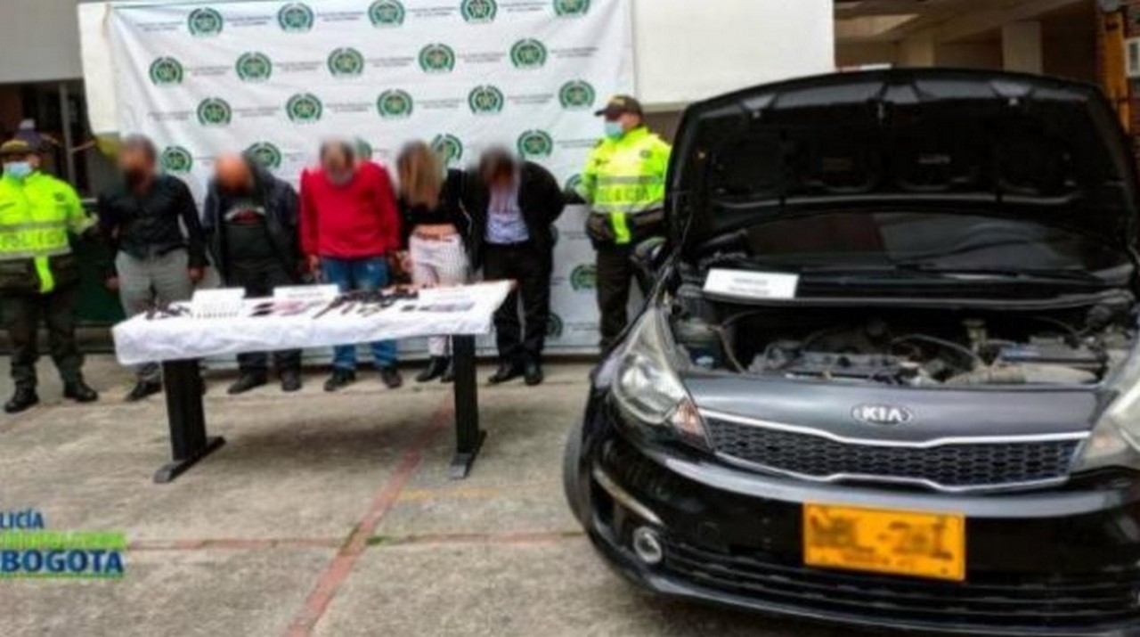 Los cogieron robando en un call center de Bogotá
