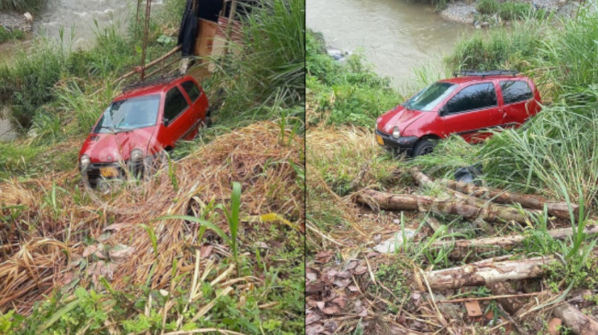 Un carro por poco cae al río Medellín, por La Tablaza