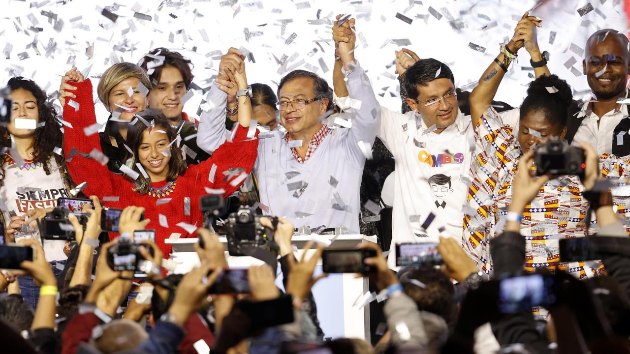 gustavo petro izquierda colombia
