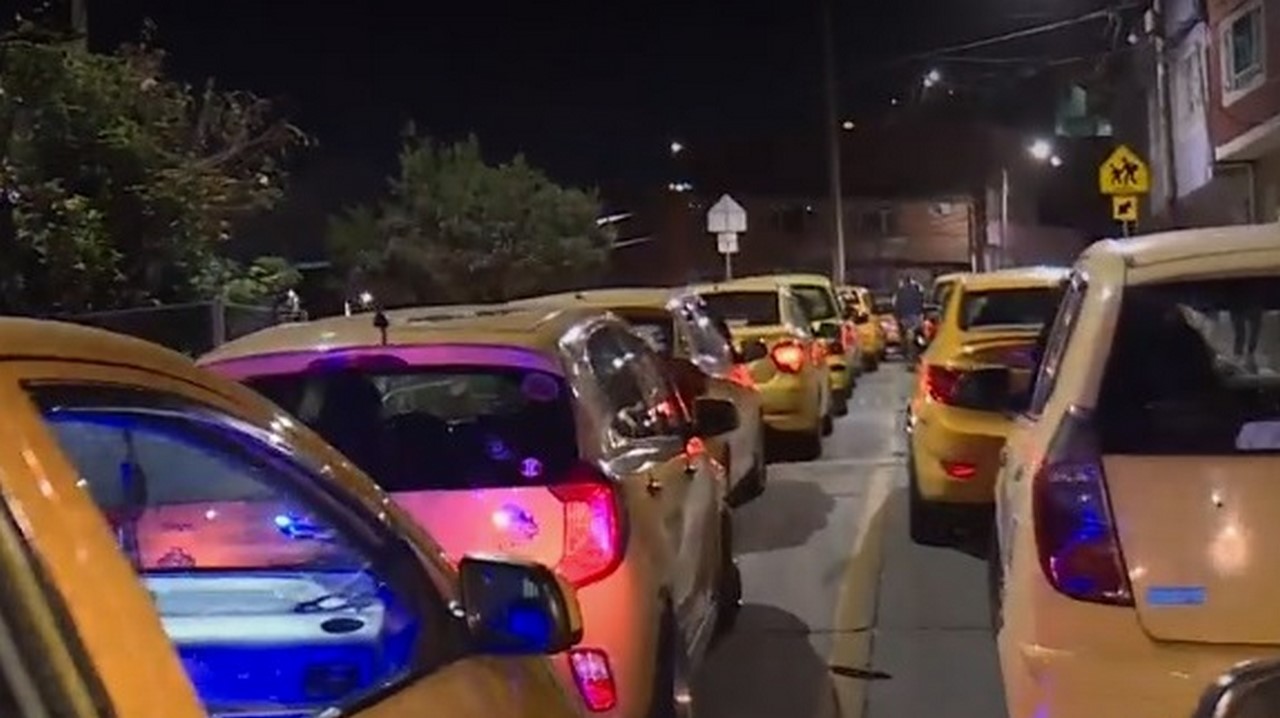 Recompensa por asesinos de taxistas en Bogotá