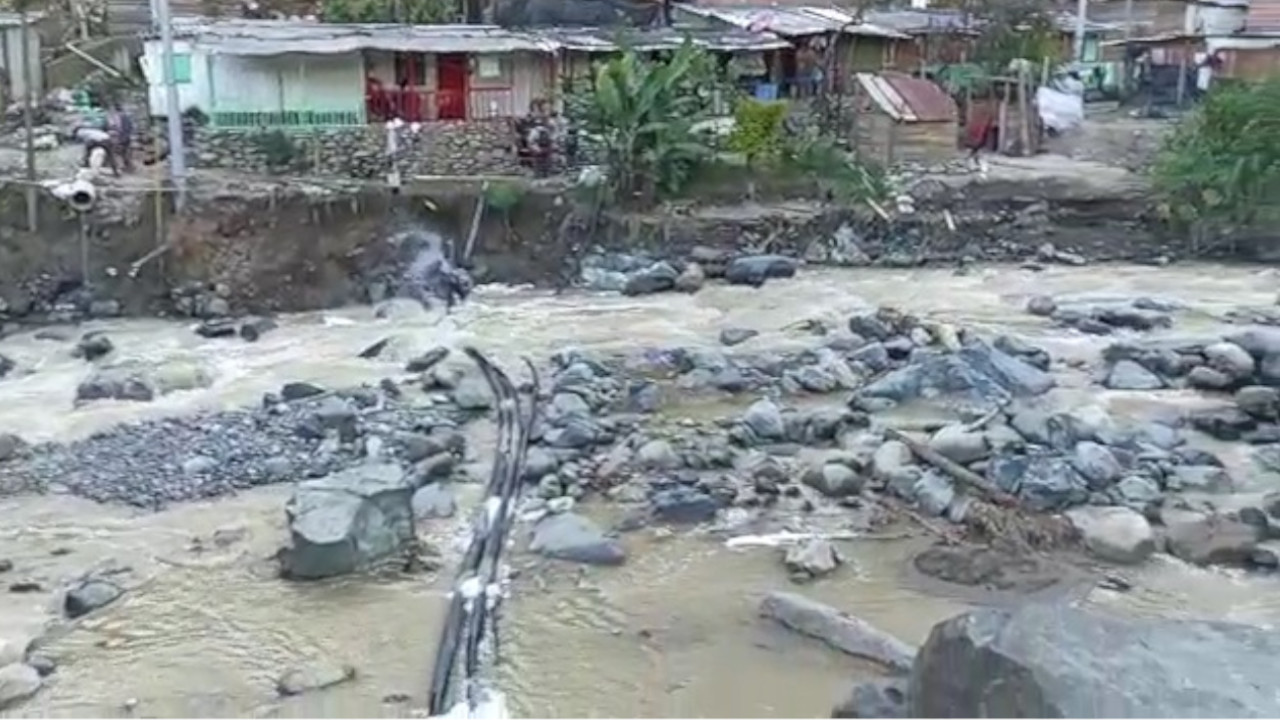 Agua en la comuna 13