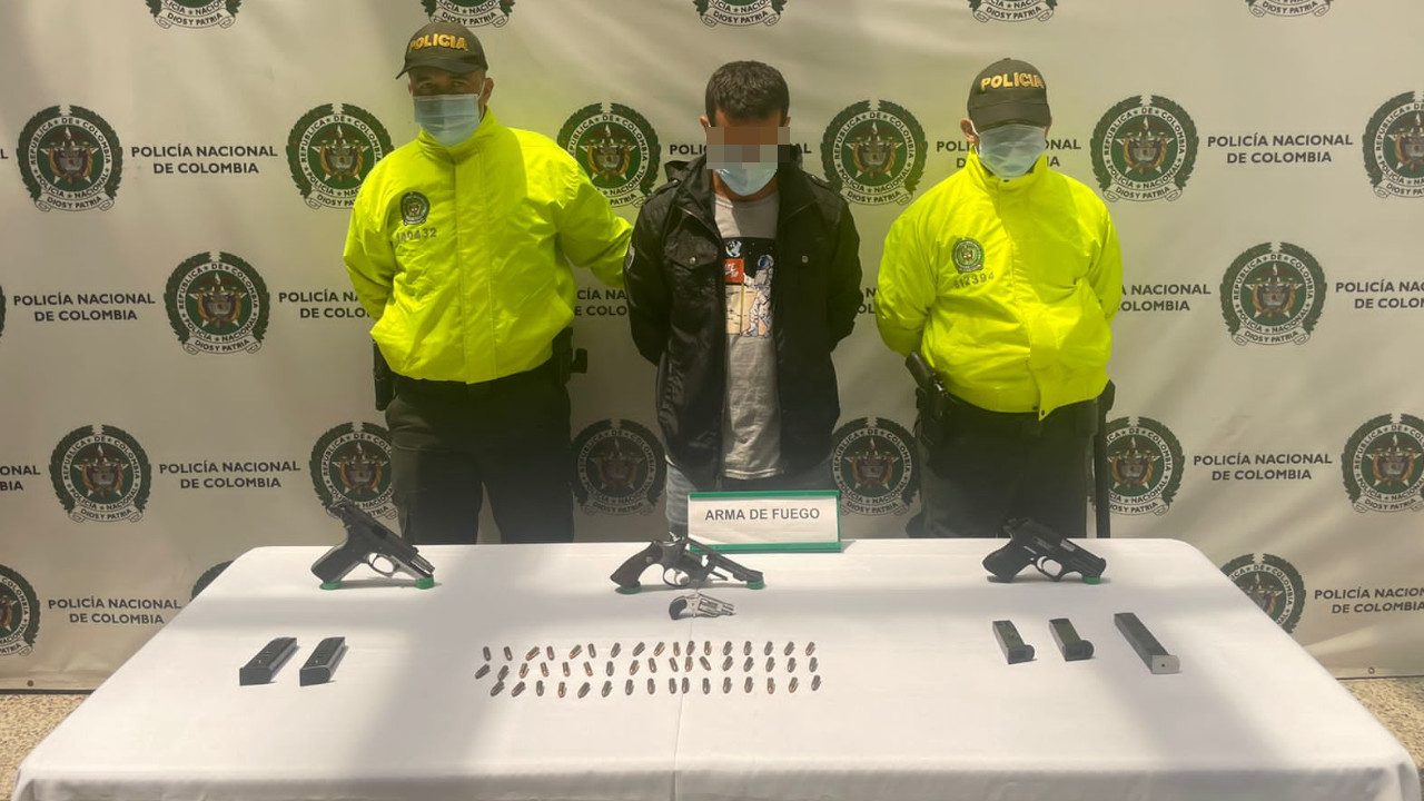 Le habrían pillado una caleta de armas en una casa en Bello