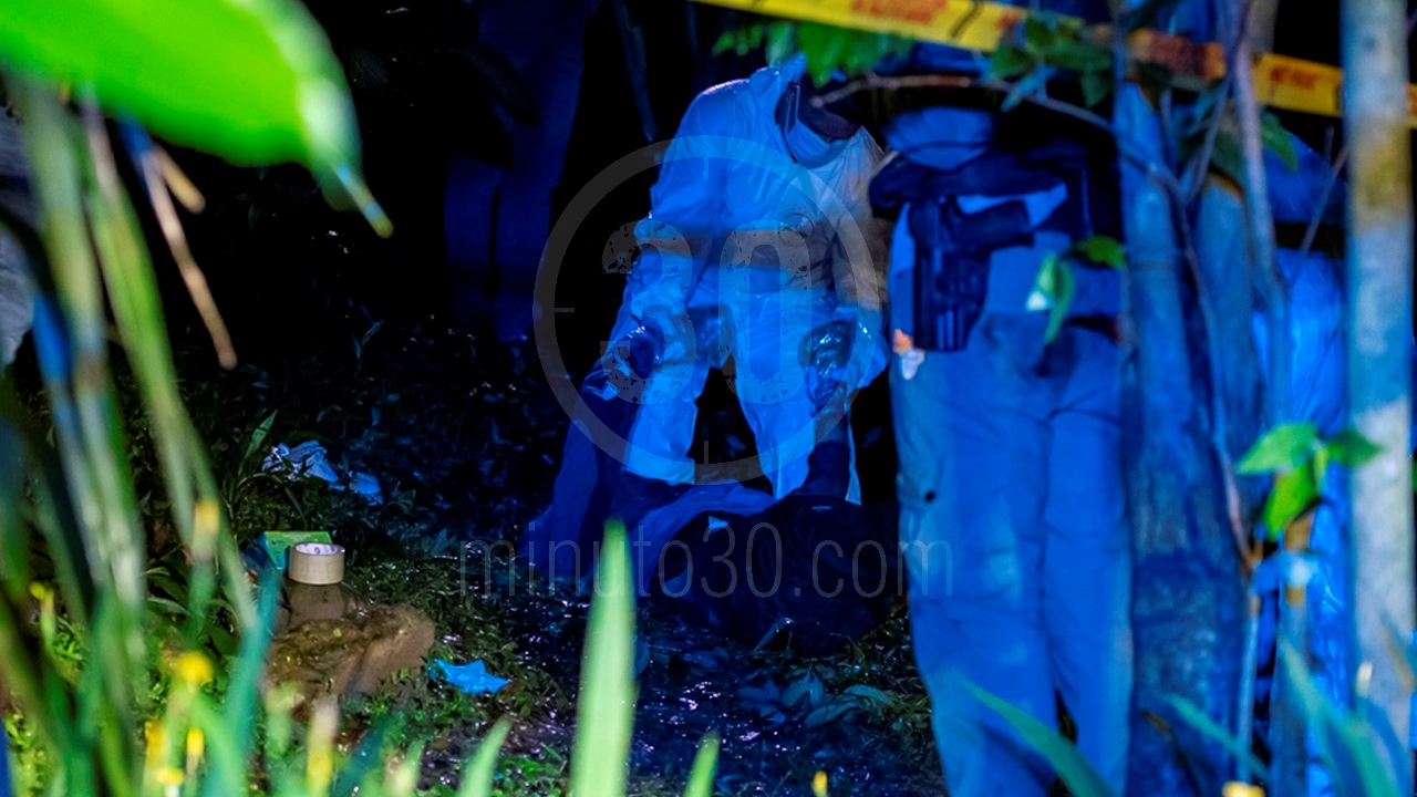 Inspección técnica del hombre asesinado en Cerro El Volador