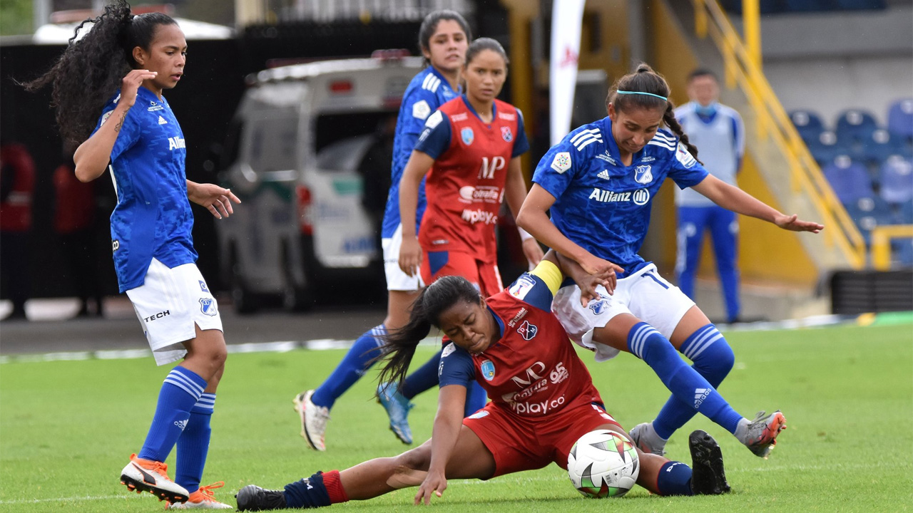 Las poderosas derrotaron a Millonarios en Bogotá y ponen un pie en finales