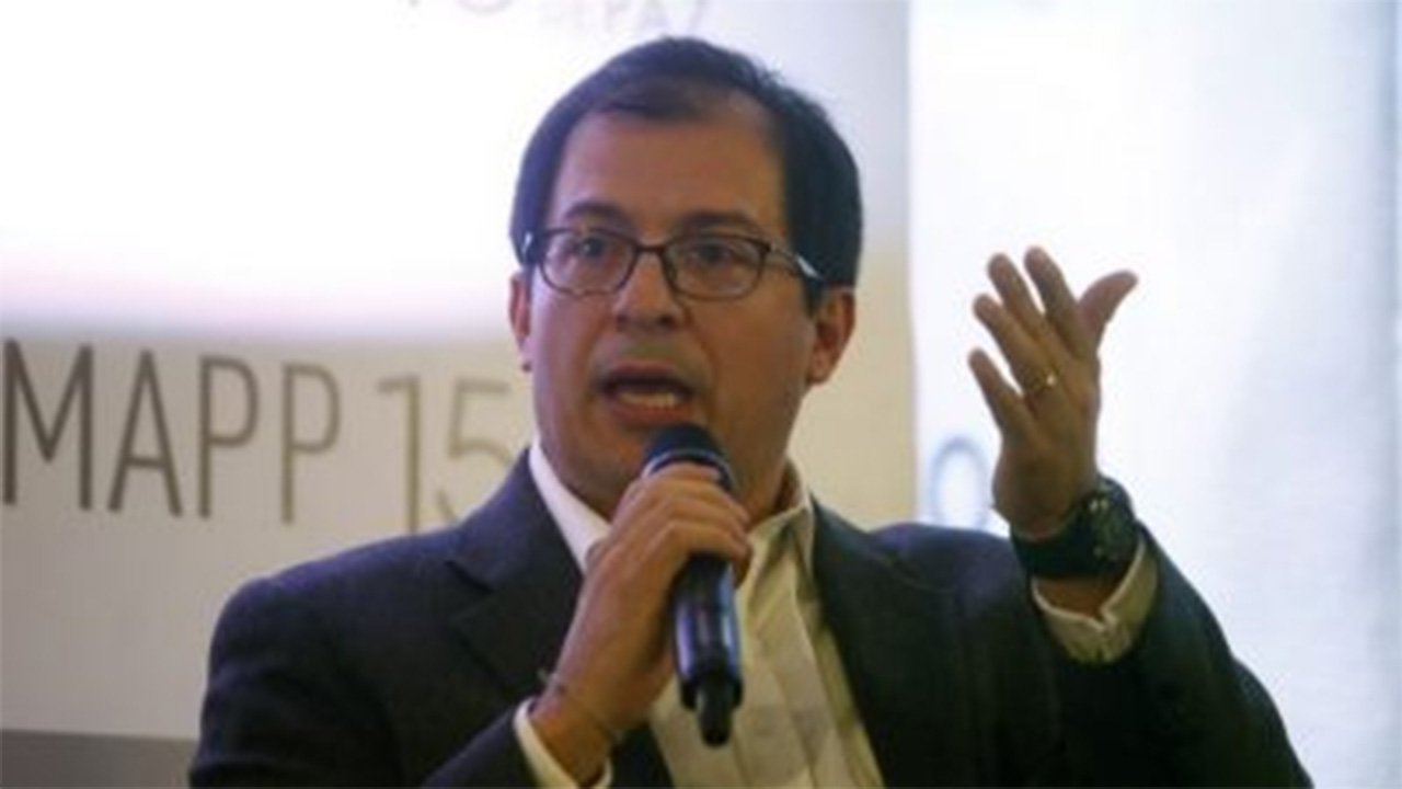 Francisco Barbosa- denucia-participación-política