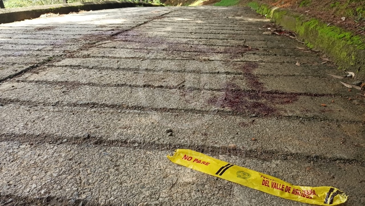 Identificaron a mujer que asesinaron a puñal en Santa Elena