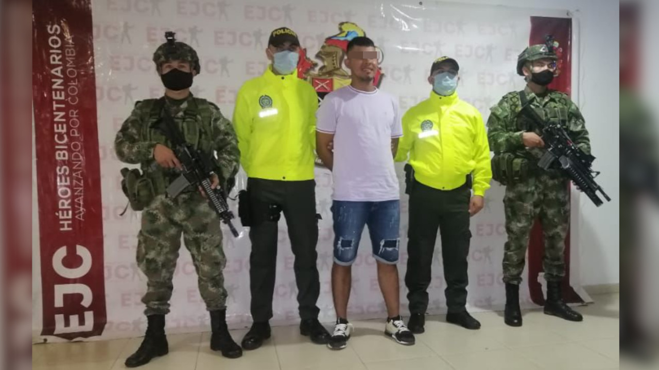 [Video] Ejército capturó a presunto explosivista del 'Clan del Golfo' en Urabá