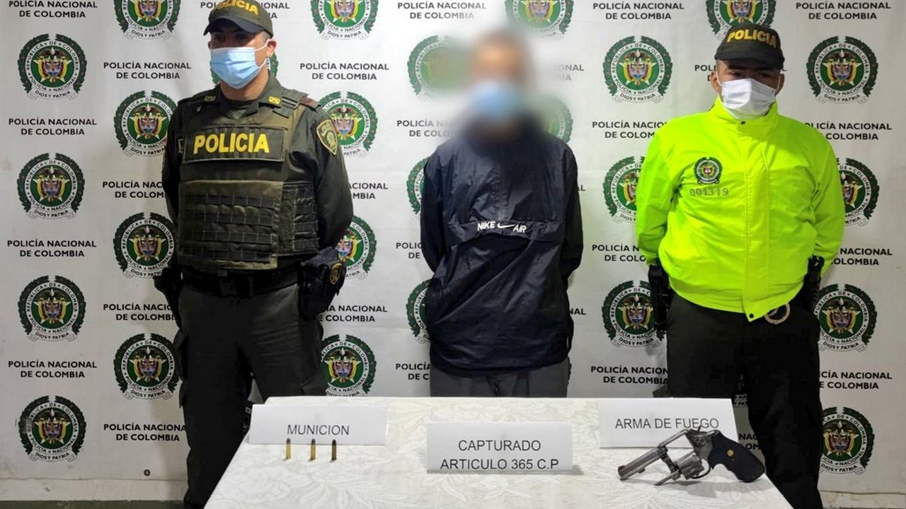 Cogieron en Amagá a alias 'Cali' con un revólver