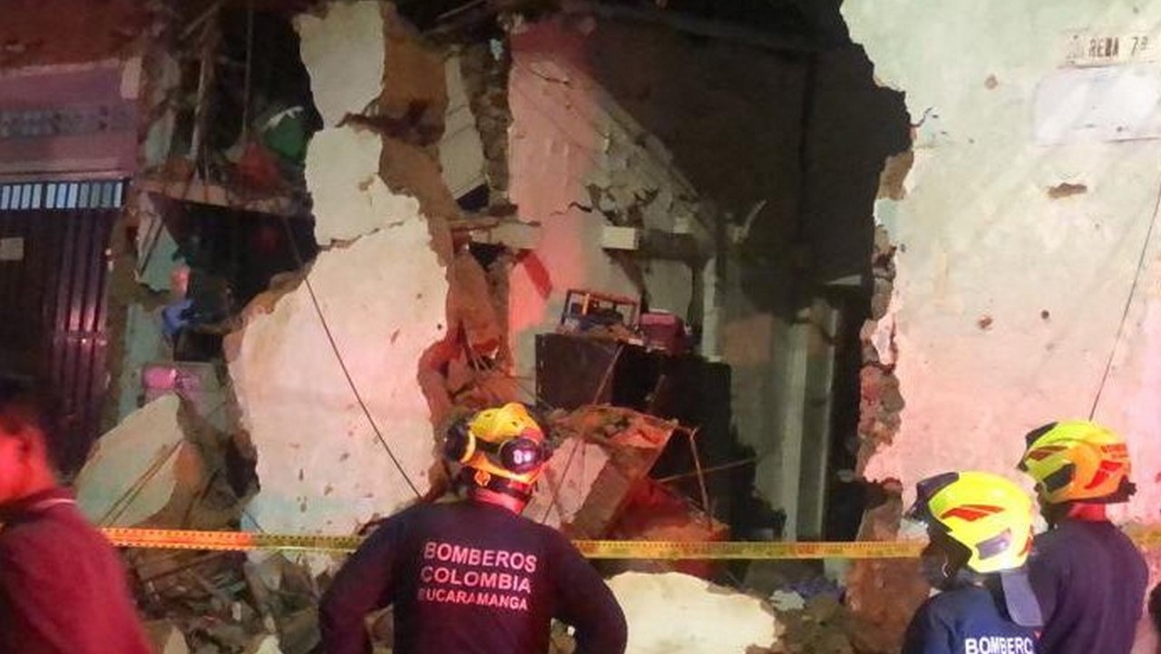 A una anciana se le cayó la casa en Bucaramanga y se salvó