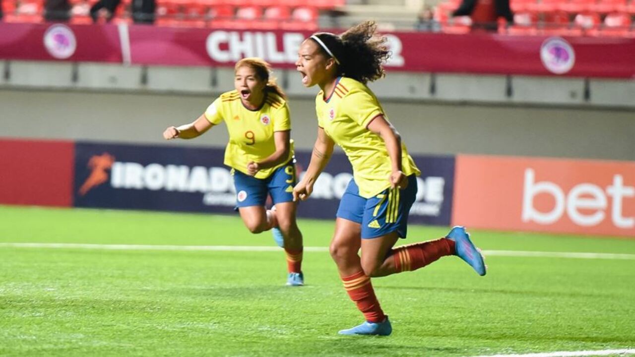 Gisela Robledo anotó el primer gol del partido. ¡Colombia se va arriba en el marcador!