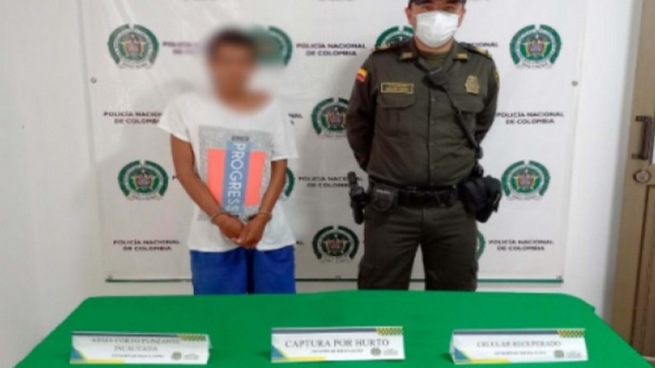 Ladrón le sacó machete a un adulto mayor y le robó