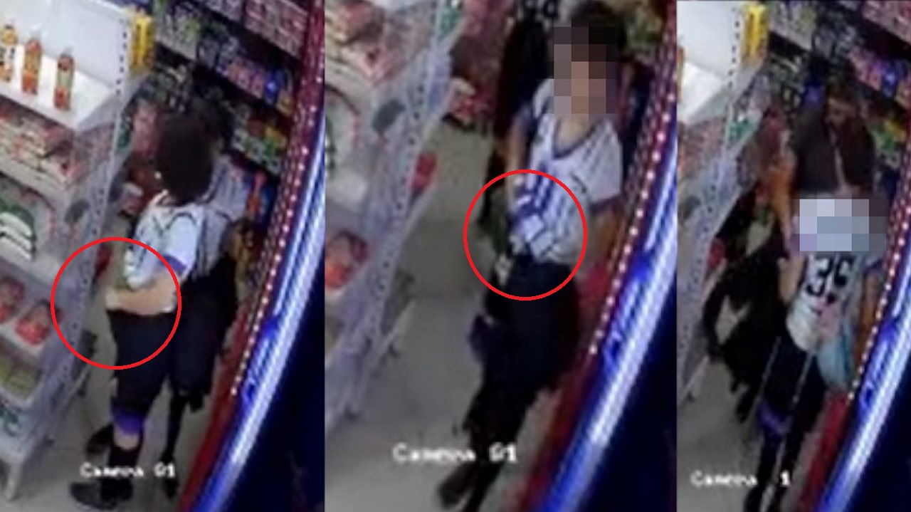 Video: ¡Qué ‘lisas’! Pillaron a estas dos empacándose mecato en las pantalonetas del uniforme