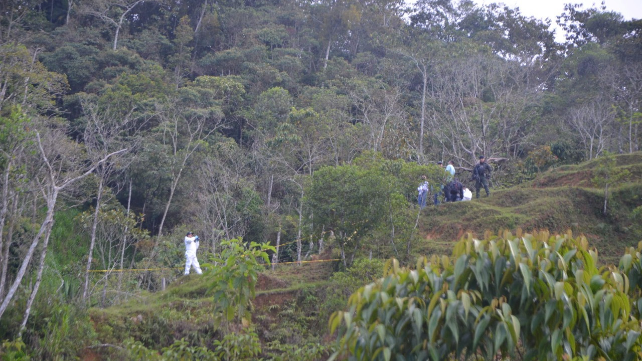 [Video] En balacera terminó la solicitud de la cédula de policías a dos sujetos, uno de los implicados murió