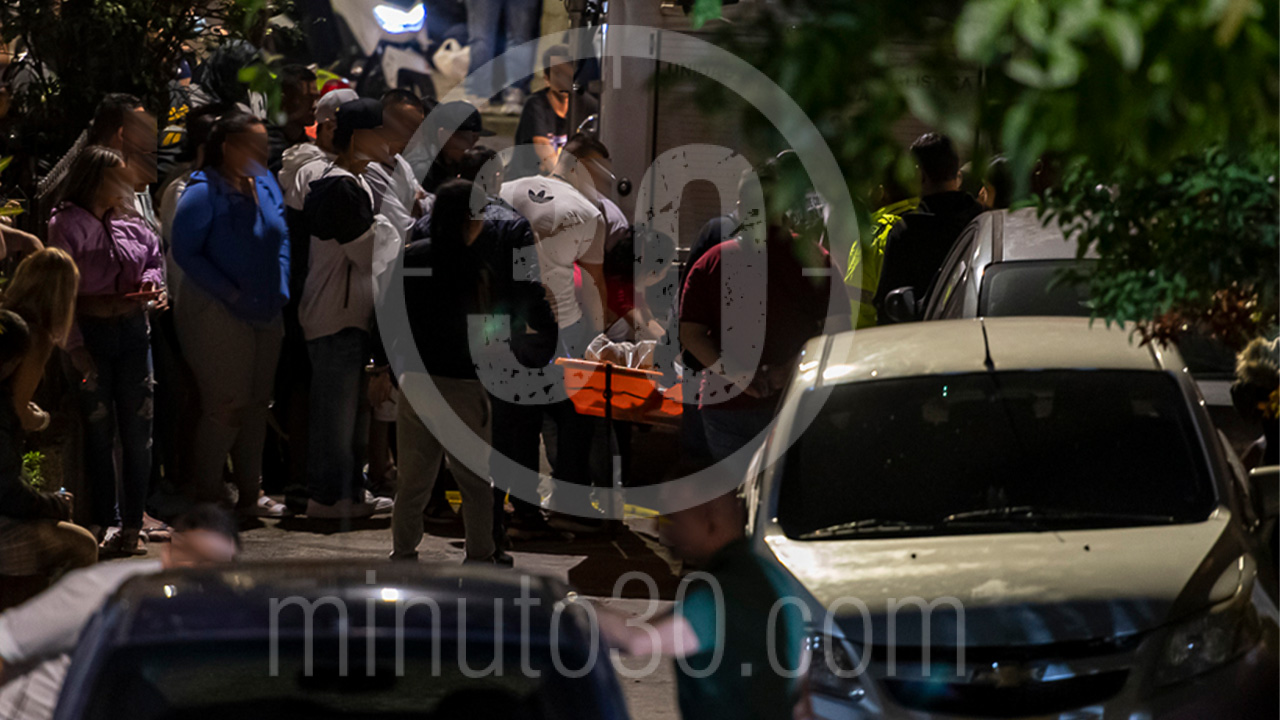 EN FOTOS Y VIDEO: ¡Muy jovencito! A bala asesinaron a un joven de 25 años en Itagüí 2 Itagüí-hombre-asesinado