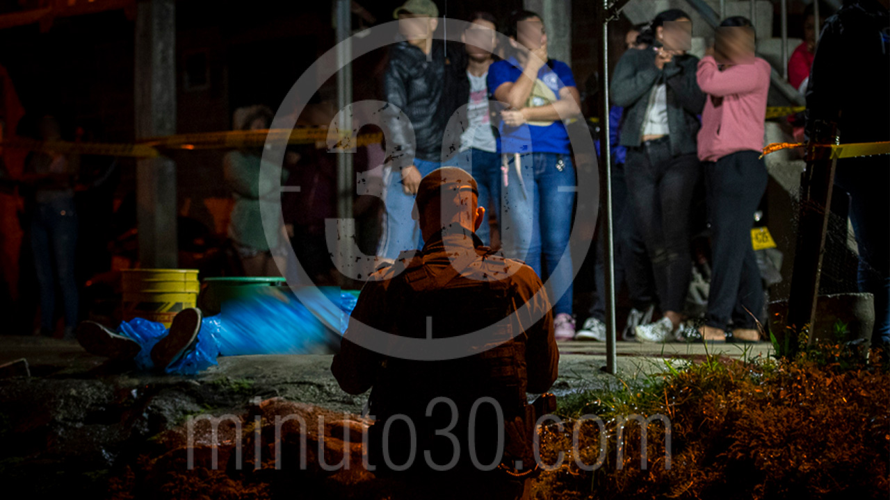 EN FOTOS Y VIDEO: De varios disparos mataron a un hombre en Belén Altavista 3 Belén Altavista-homicidio