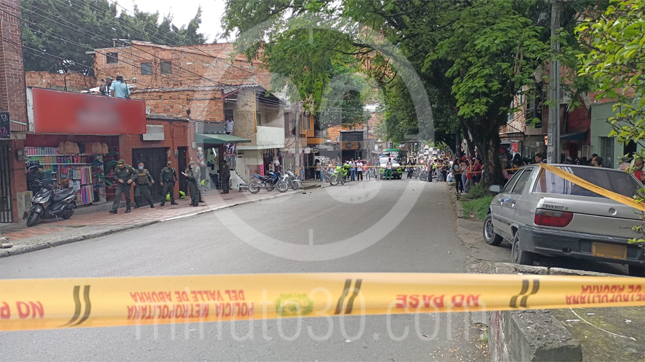 EN FOTOS Y VIDEO: ¡Qué tragedia! Se estaba motilando con su hijo y llegaron a matarlo 3 La Floresta-homicidio