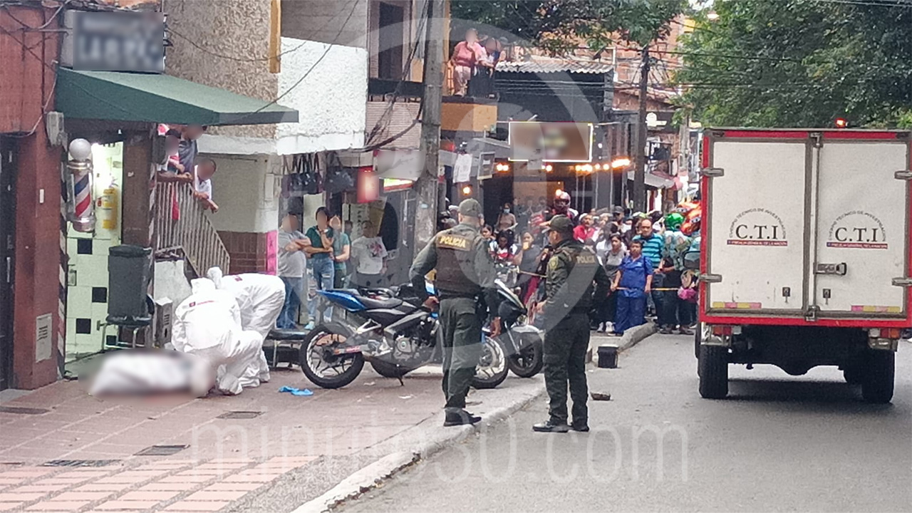 EN FOTOS Y VIDEO: ¡Qué tragedia! Se estaba motilando con su hijo y llegaron a matarlo 6 La Floresta-homicidio