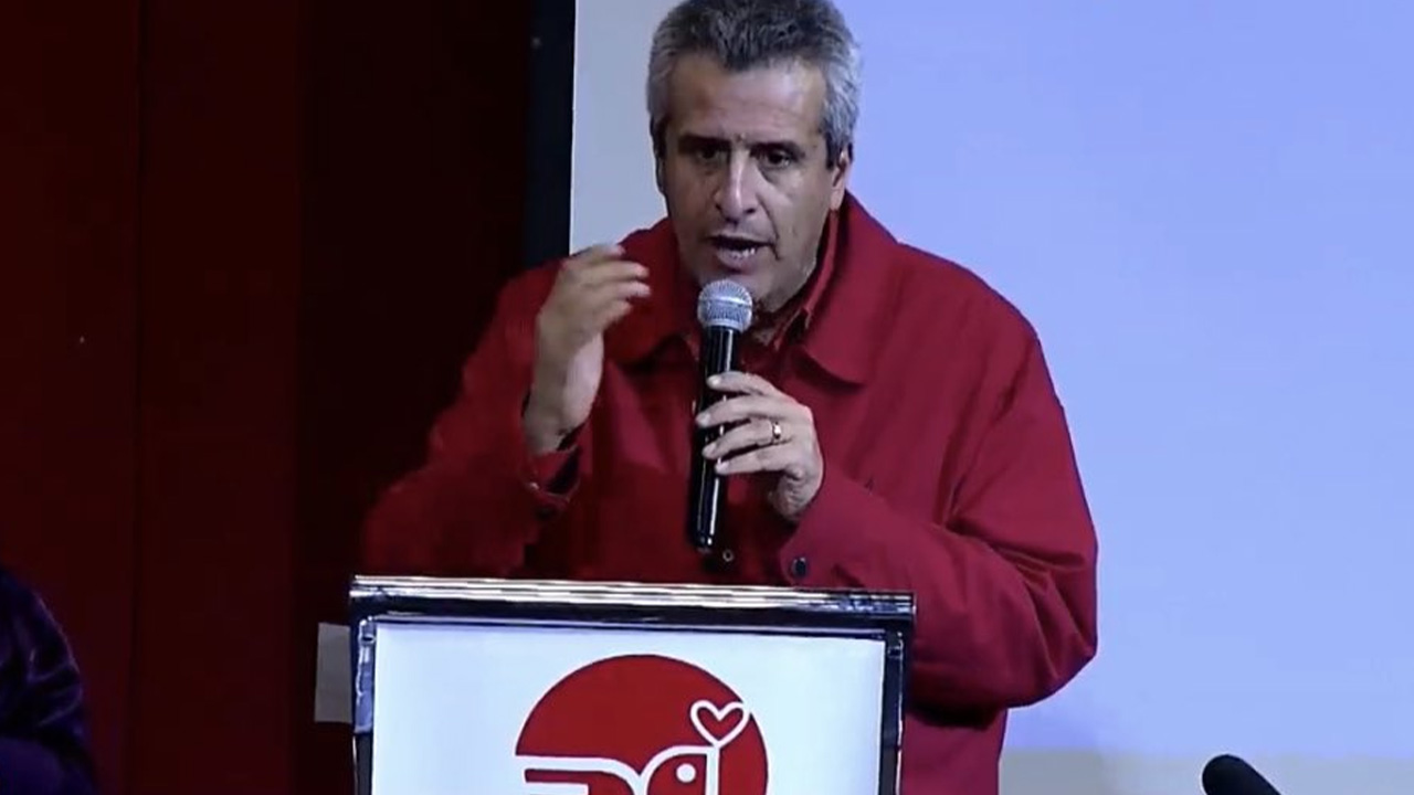 Luis Fernando Velasco le pide a César Gaviria que si Petro gana las elecciones, deje la presidencia del Partido Liberal