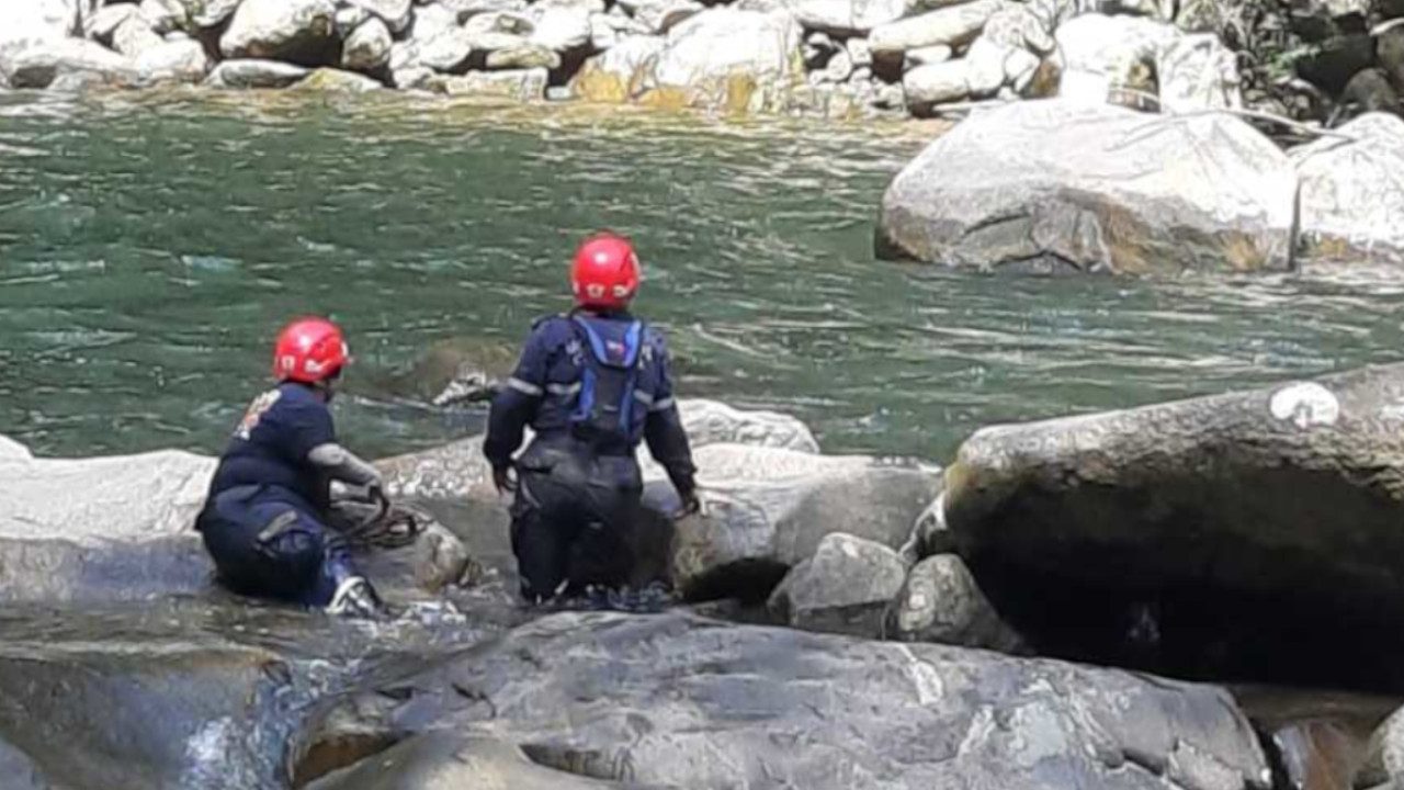 Joven se ahogó en un río en medio de celebración de grados