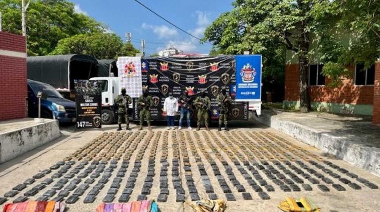 Incautan 647 kilogramos de clorhidrato de coca en La Guajira
