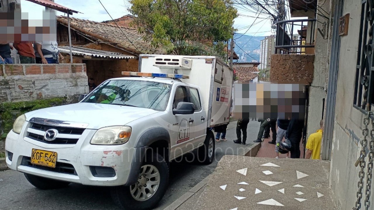 Encontraron una mujer muerta dentro de una casa en Robledo La Pola