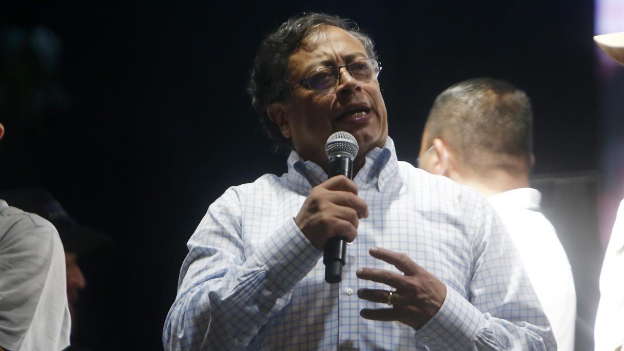 exministros-Gustavo Petro