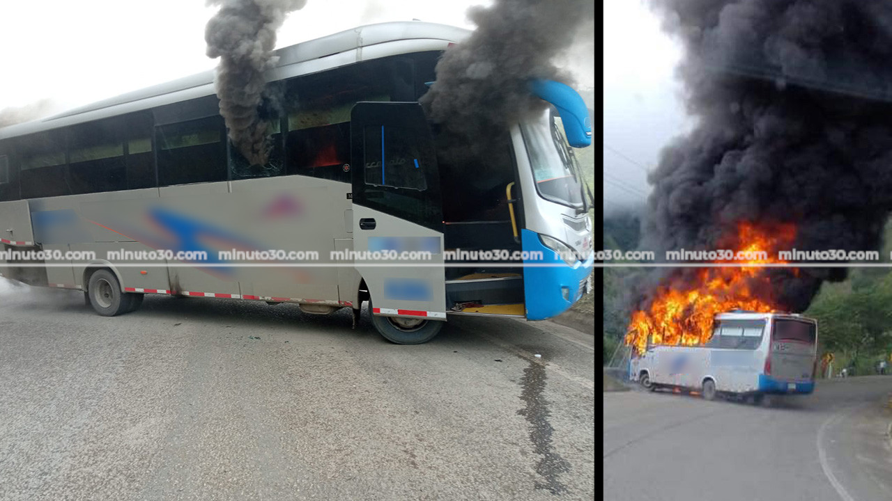 Siguen quemando buses, prendieron uno en la vía Medellín - Urabá paro armado