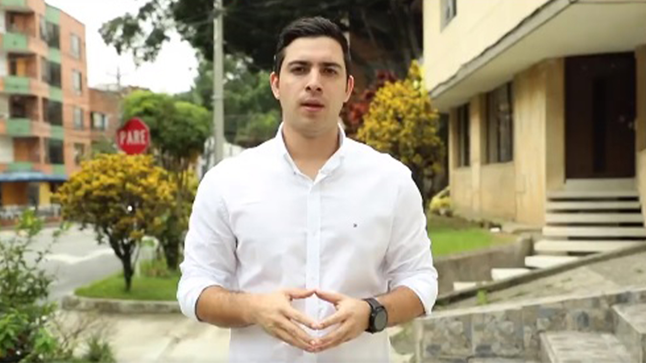 El excandidato Esteban Restrepo, también sentó su postura frente a la Gobernación de Andrés Julián Rendón