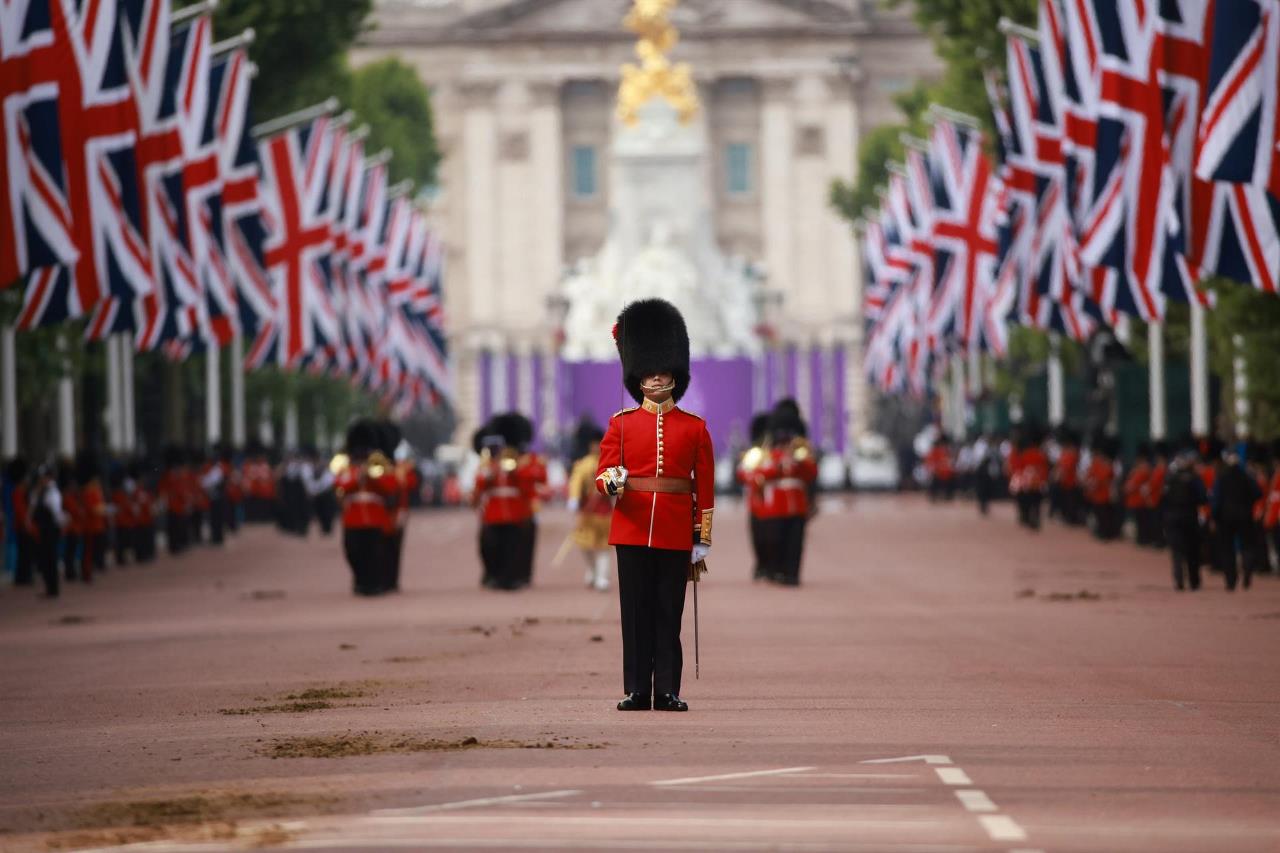 FOTOS: ¡Inicia el jubileo! Arranca el desfile militar para honrar a Isabel II 4 jubileo42