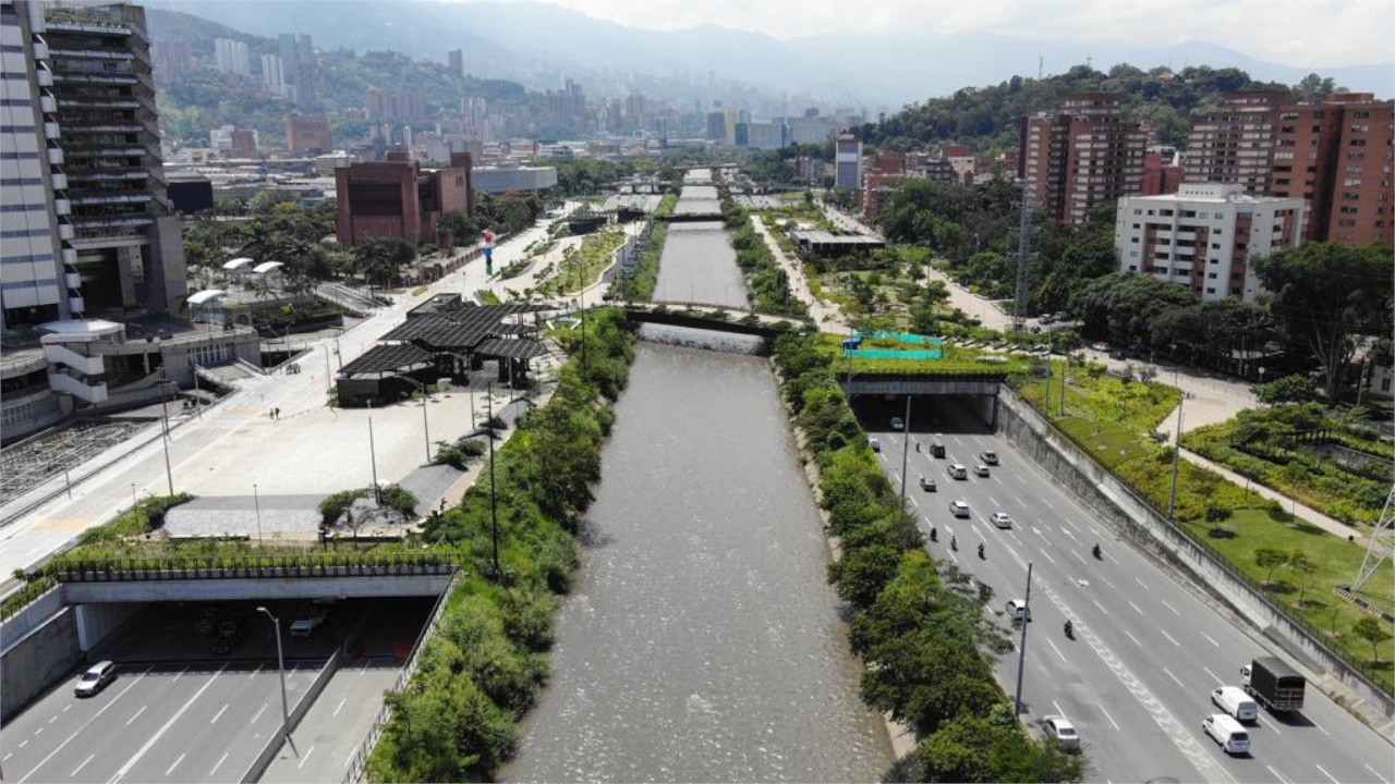 VIDEO: El río Aburrá, la amenaza de un caudal enfurecido
