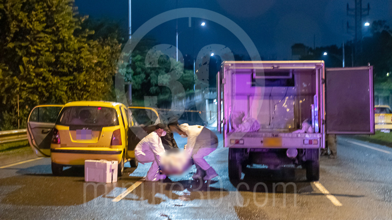 [Fotos y video] Mataron a pasajero dentro de un taxi en Medellín