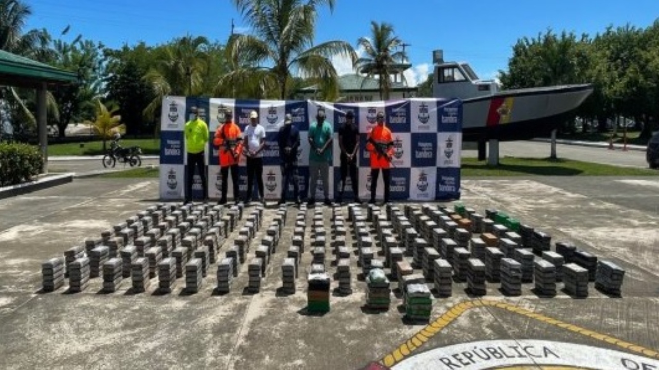 Incautaron 861 kilogramos de cocaína en el Golfo de Urabá