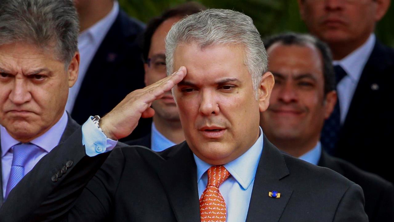 desfile militar colombia