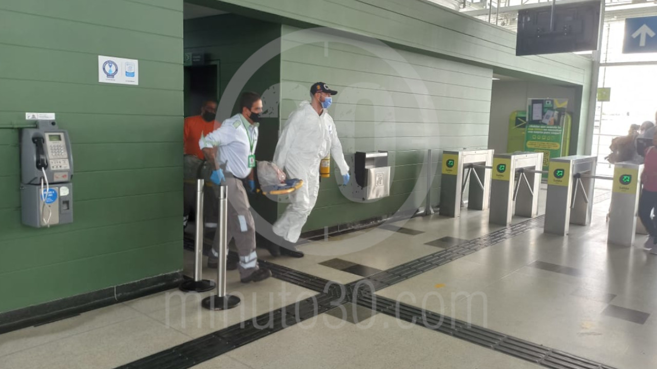 [Video] “Parece que el asesino lo estaba persiguiendo”, dijo la Policía sobre el crimen en la Estación Sabaneta