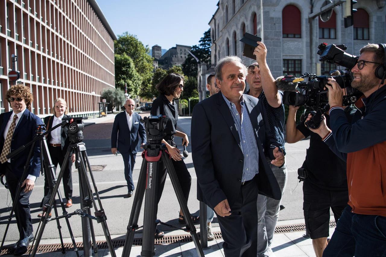 La Justicia suiza absuelve a Blatter y Platini en proceso por corrupción 2 platini juicio