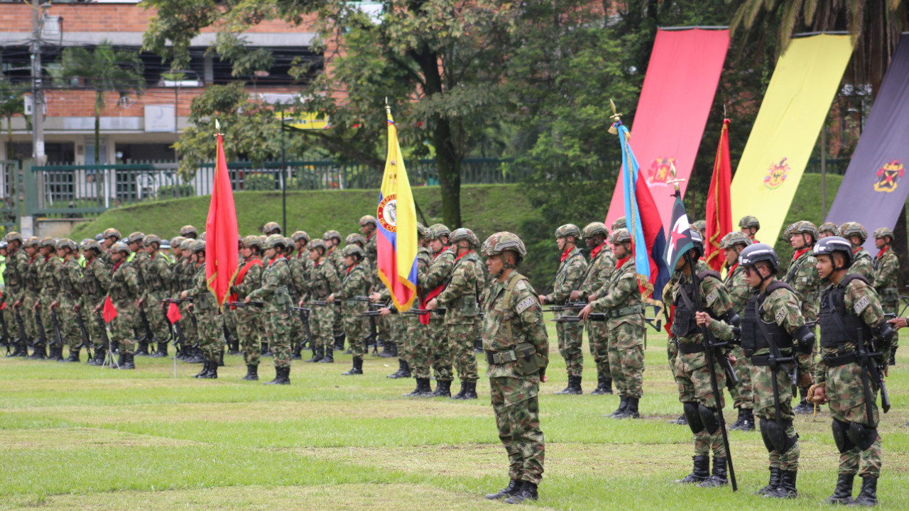 Soldados de la Séptima División del Ejército cuidan a los antioqueños hace 17 años
