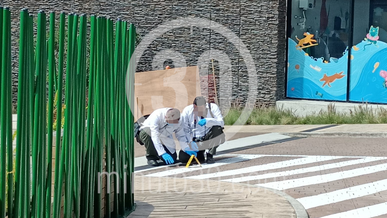 [Fotos] Escolta mató a un presunto ladrón en un centro comercial por Las Palmas