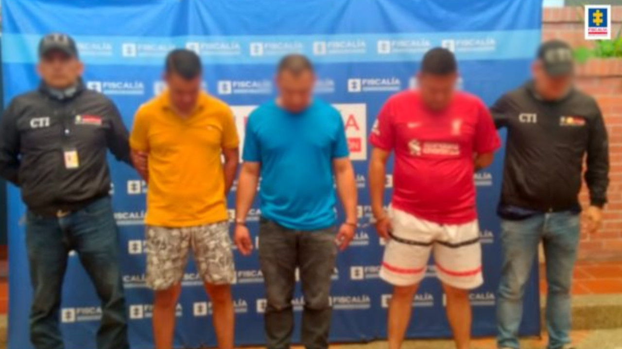 3 policías fueron capturados por robar 3 kilos de cocaina incautada