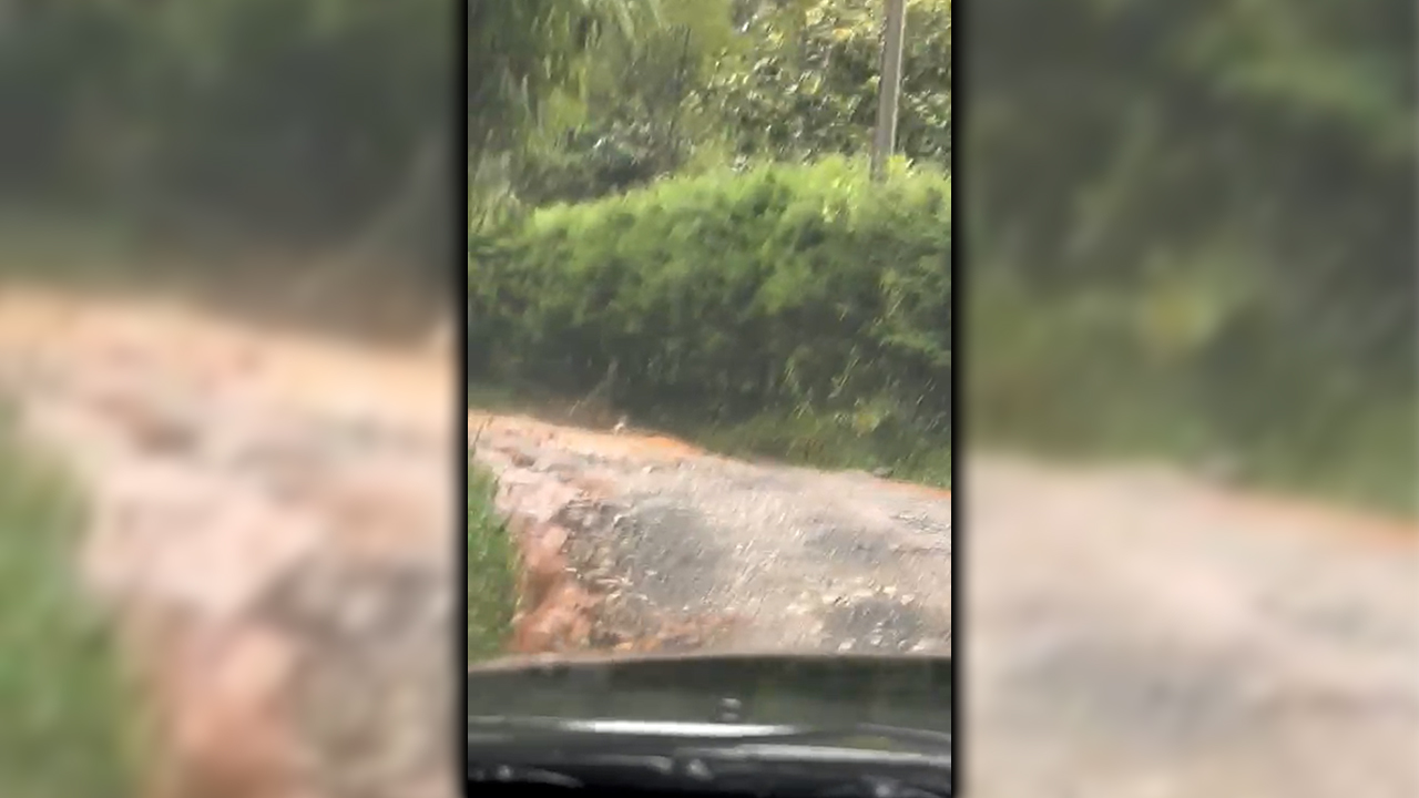 Concejal denuncia falta de pavimentación en vía de Rionegro, la Alcaldía responde