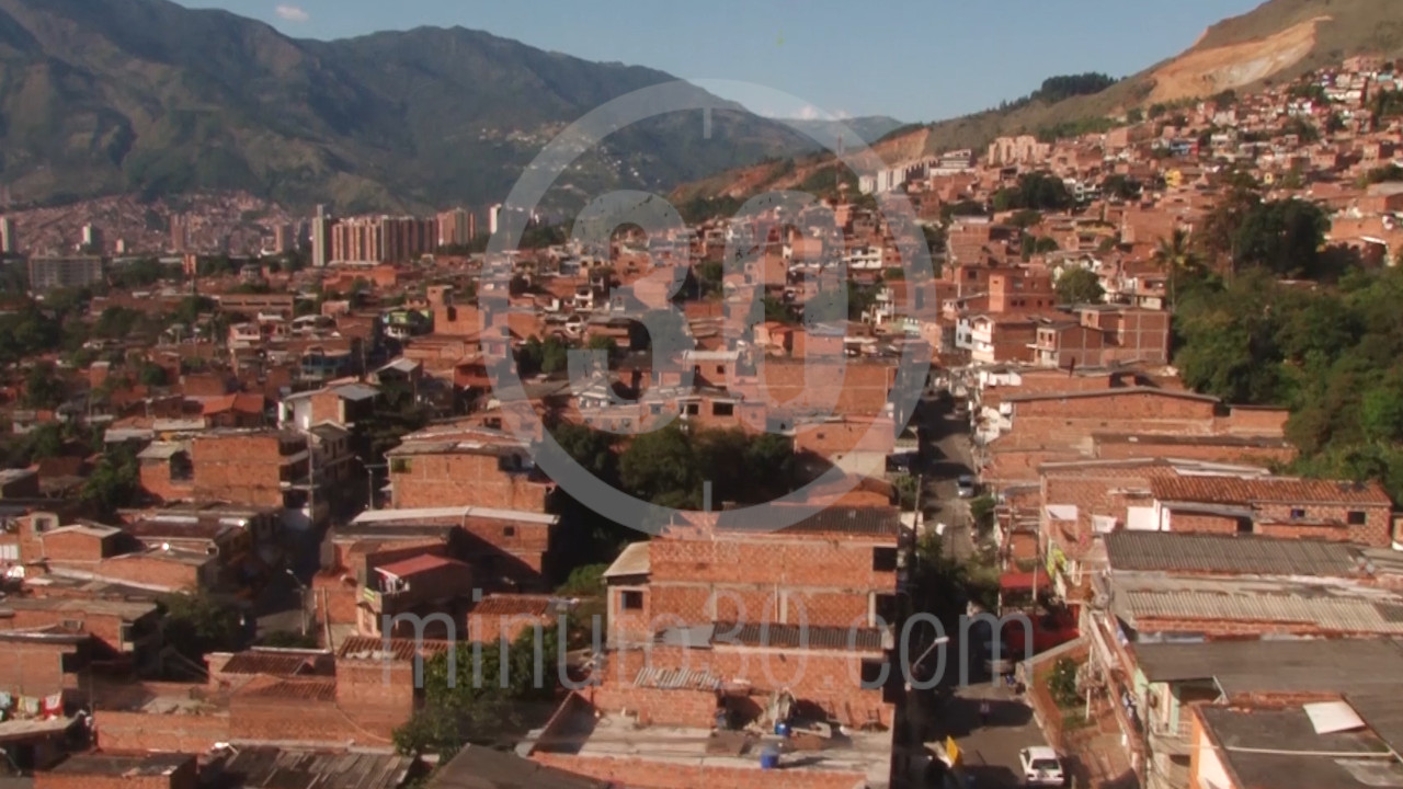 A una pareja les echaron aceite hirviendo por una deuda de $150 mil, sucedió en Medellín