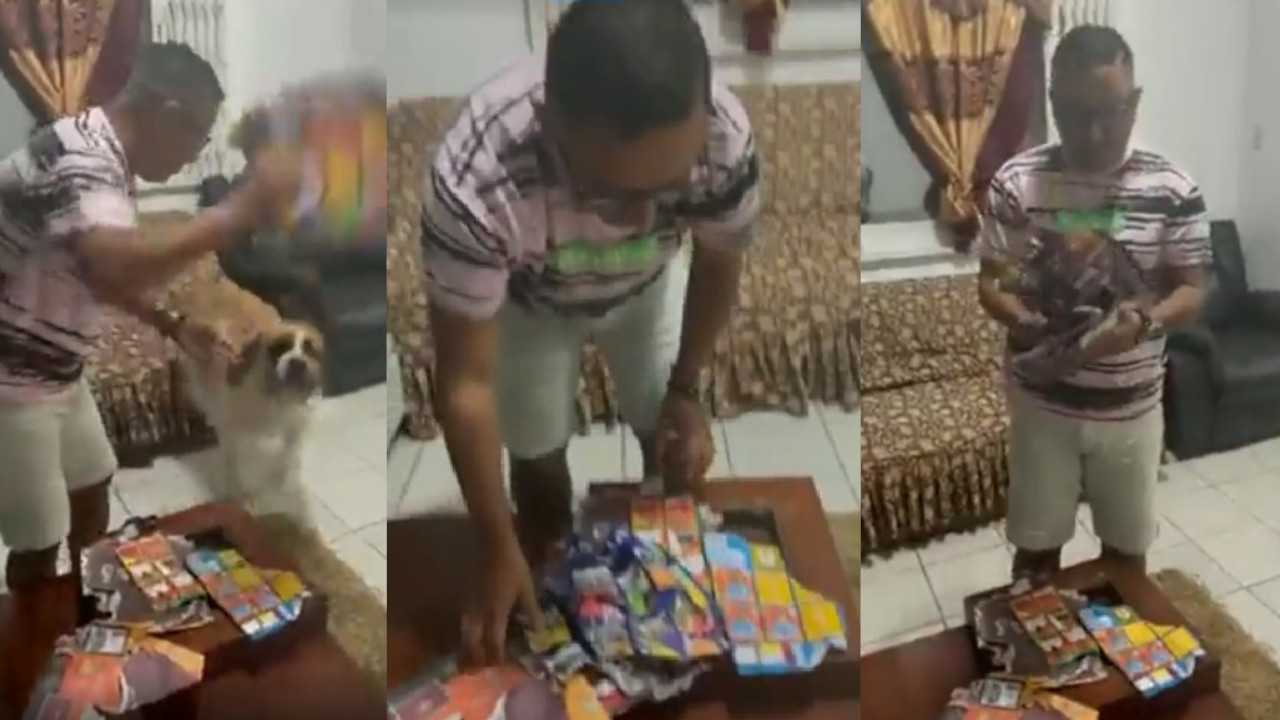 El perrito se le 'comió' el álbum del Mundial