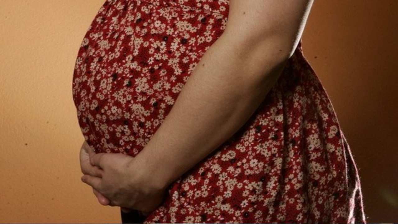 Tendrá una hija de su hijo