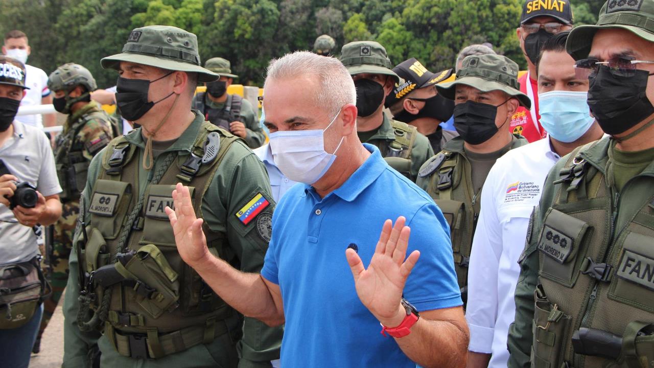 El gobernador del fronterizo estado Táchira, Freddy Bernal, en una fotografía de archivo. EFE/Mario Caicedo