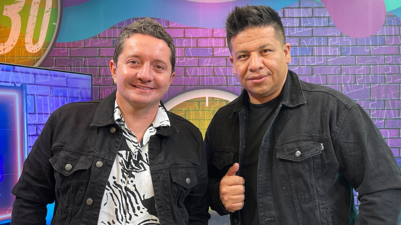 Los caballeros de la cantina