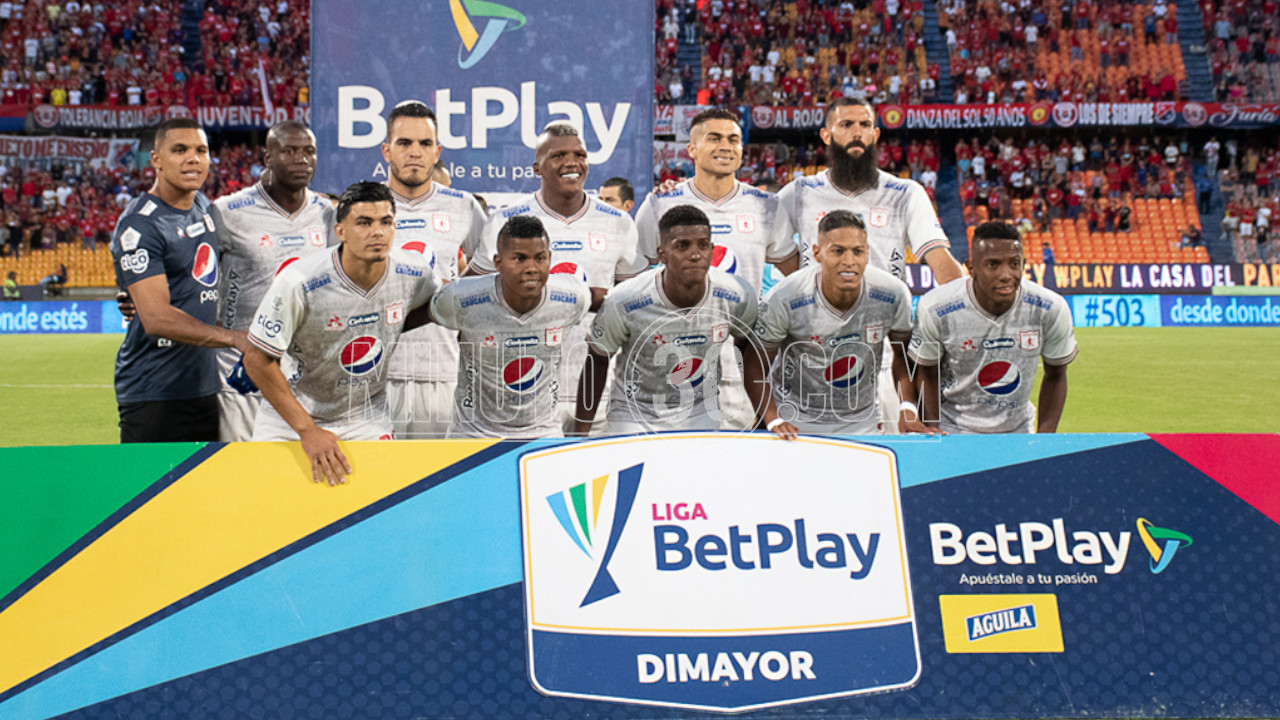 Medellin fue poderoso y le gano a America 2 0 en el Atanasio 15