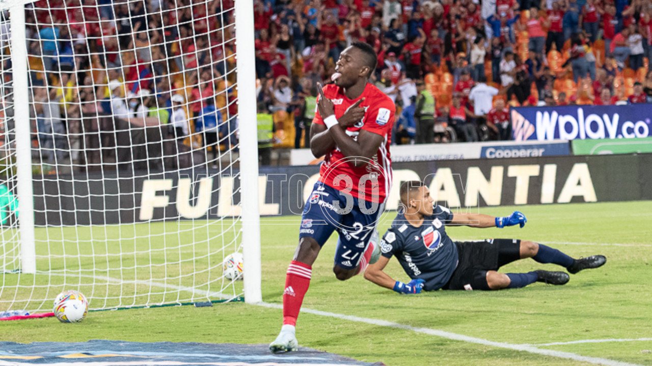 Medellín fue poderoso y le ganó a América 2-0 en el Atanasio