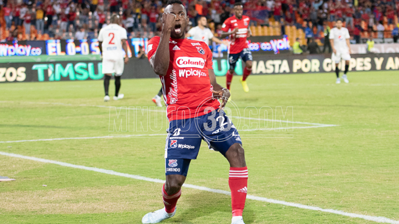 Medellin fue poderoso y le gano a America 2 0 en el Atanasio 4
