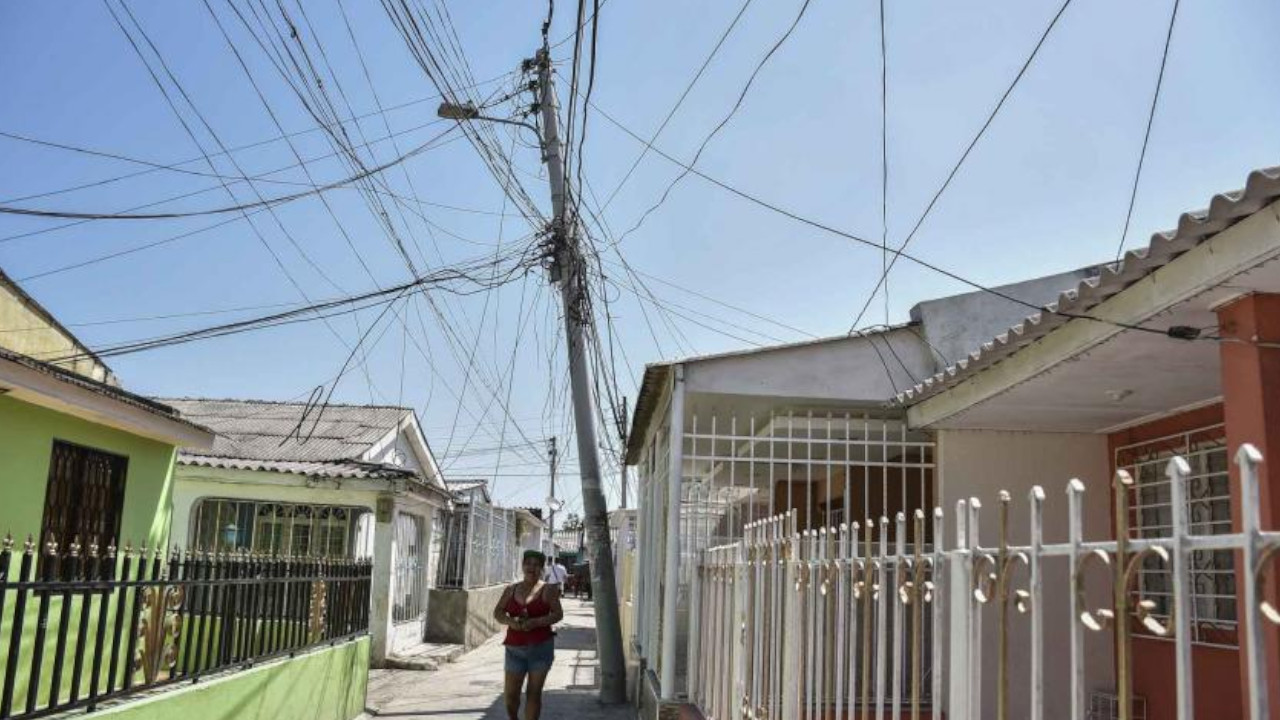 Postes energía caribe